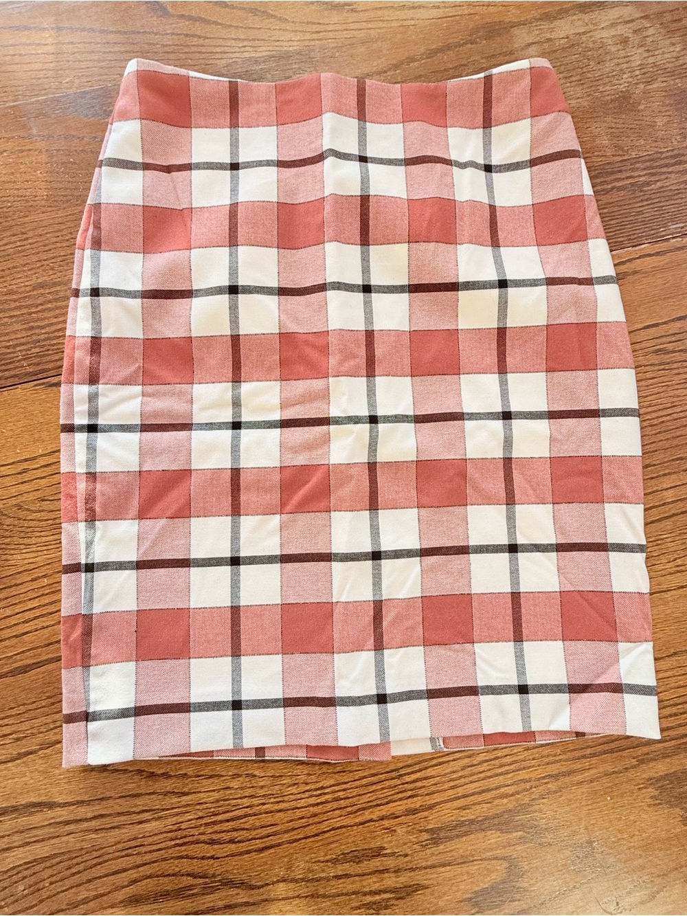 Ann Taylor Plaid Pencil Skirt in Dusty Rose and Cream